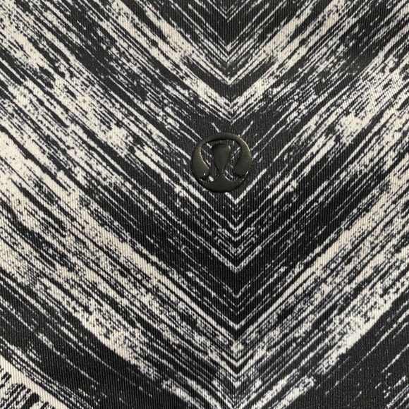 Lululemon crop - Picture 3 of 5